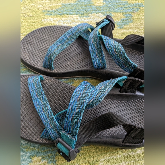 Chaco's Size 9 - Picture 3 of 4